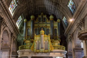 Collégiale Saint-Martin, Provence